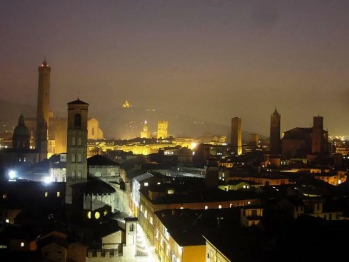 Charming New Loft Apartment Bologna